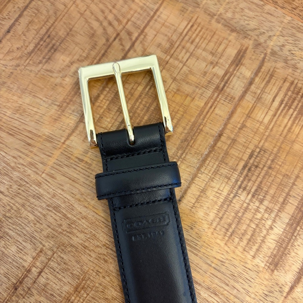 Coach Leather Belt Mens 40 Gold Buckle Black Classic Dress Office Professional - Picture 3 of 10